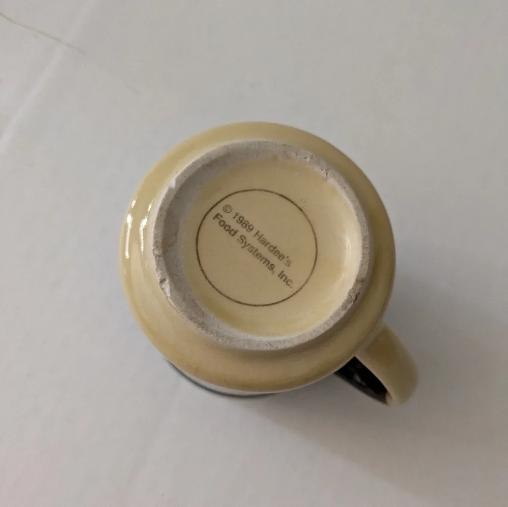 Hardee’s Rise and Shine Classic Restaurant Coffee Mug 1989 Biscuits and Gravy